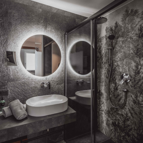 Hotel Continental Dolomites: Eleganza e comfort in bagno